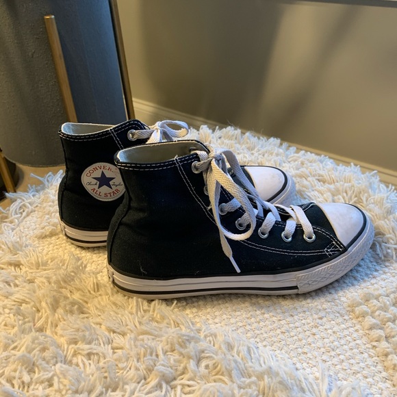 size 2.5 converse